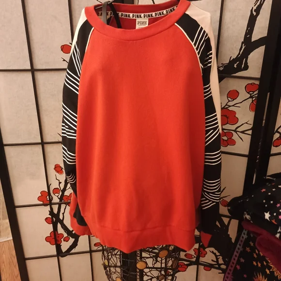 PINK Victoria's Secret Red and Black Crew Neck Sweater L - Picture 3 of 6